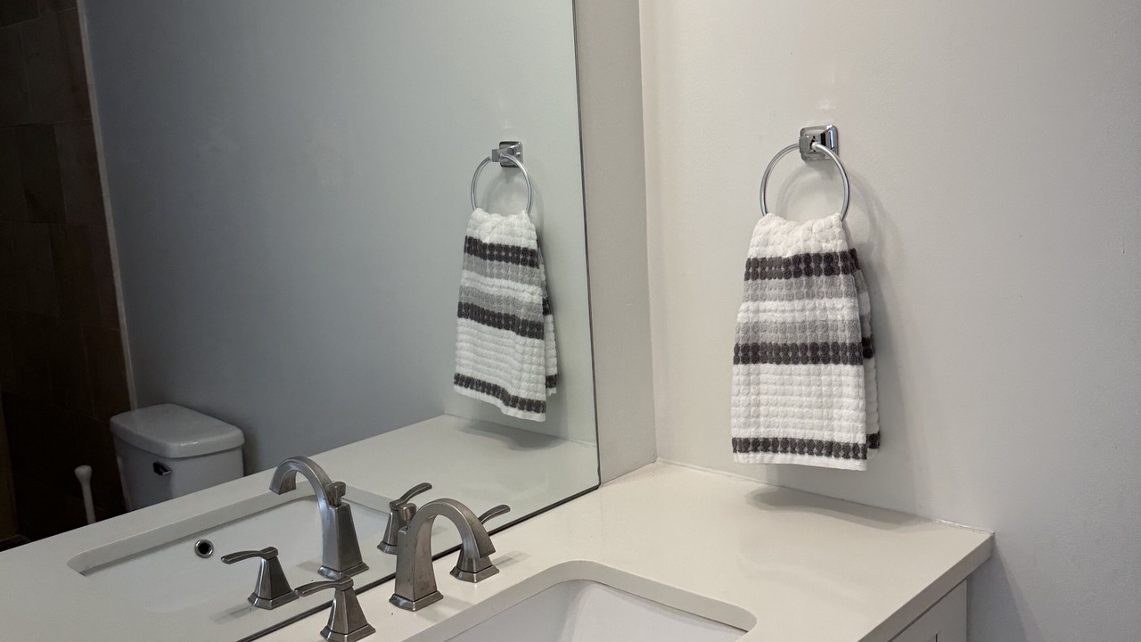 Photo of Bathroom in East Carrollton