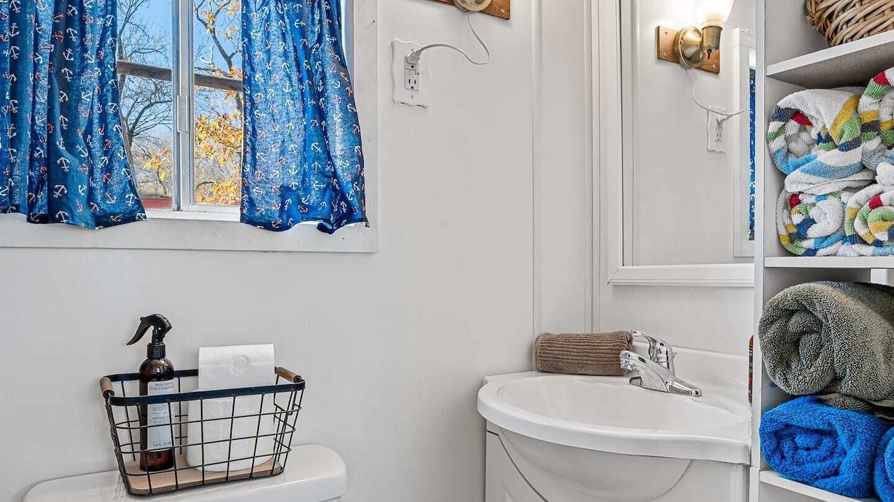 Photo of Bathroom in Uncertain