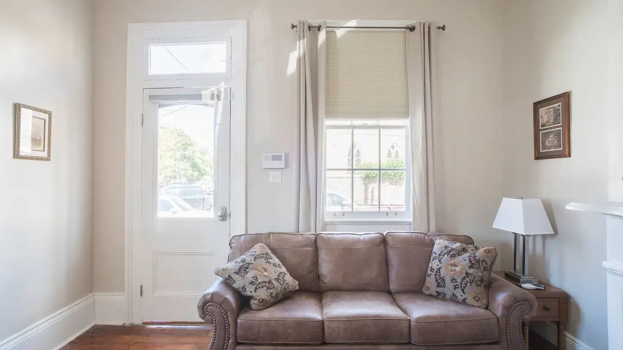 Photo of Livingroom in Lower Garden District