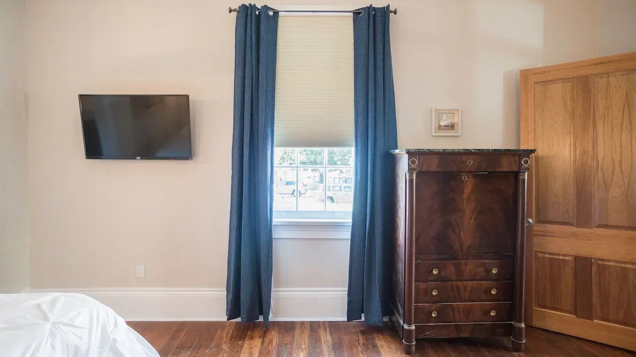 Photo of Bedroom in Lower Garden District