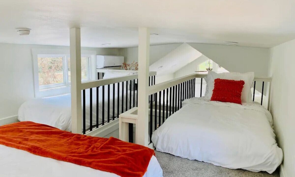 Photo of Bedroom in Warren