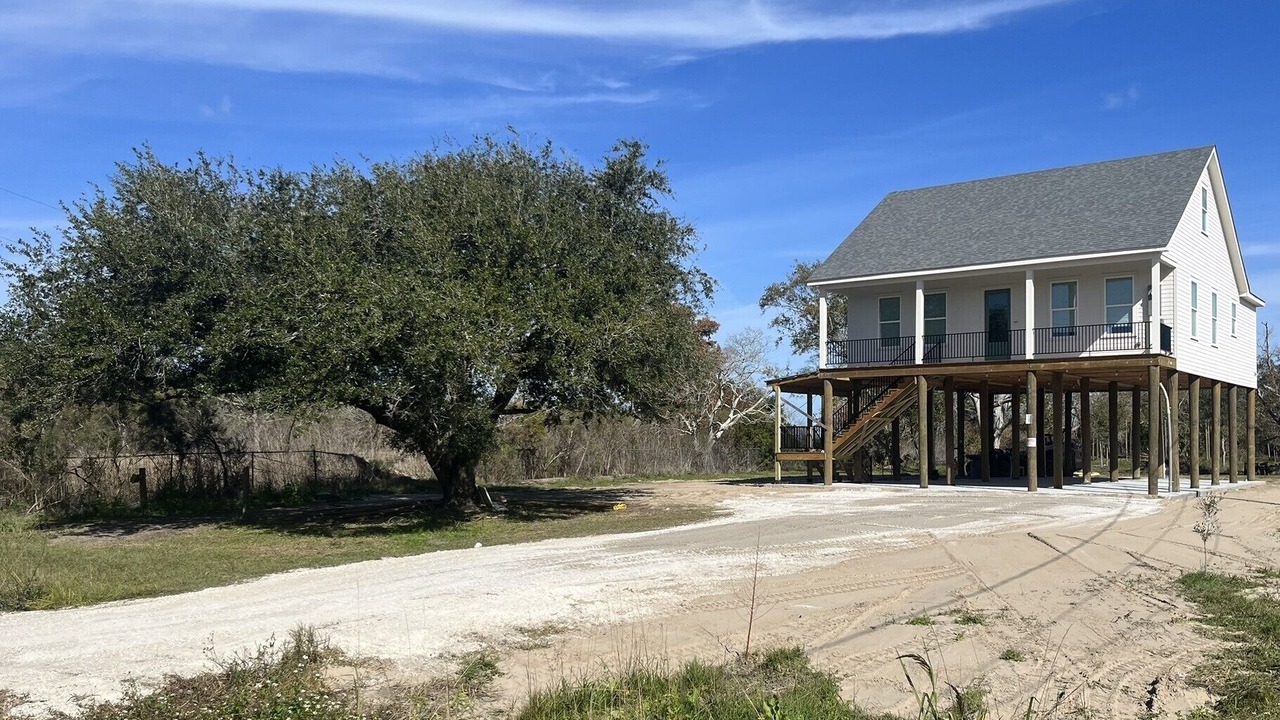 Photo of Outdoor in Delacroix