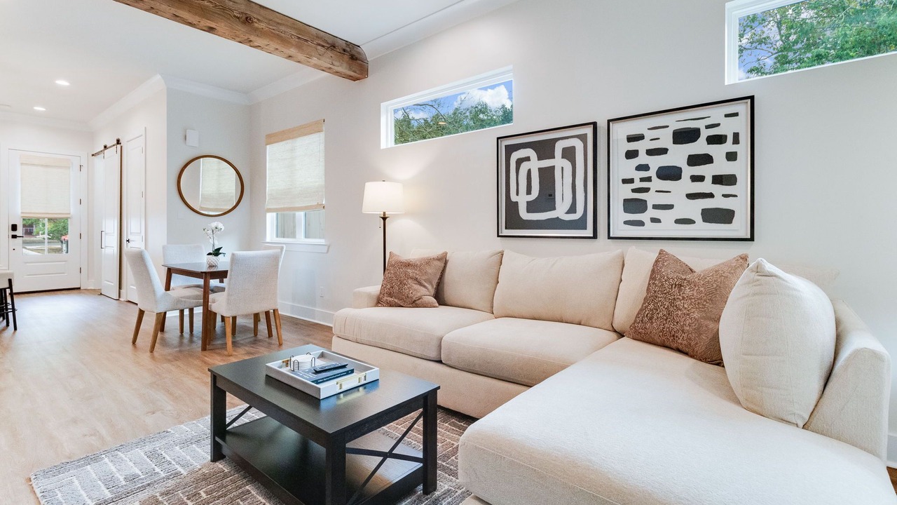 Photo of Livingroom in Lafayette