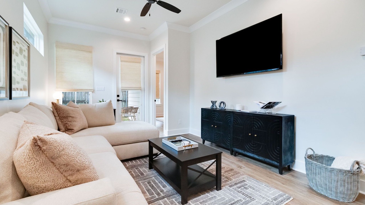 Photo of Livingroom in Lafayette