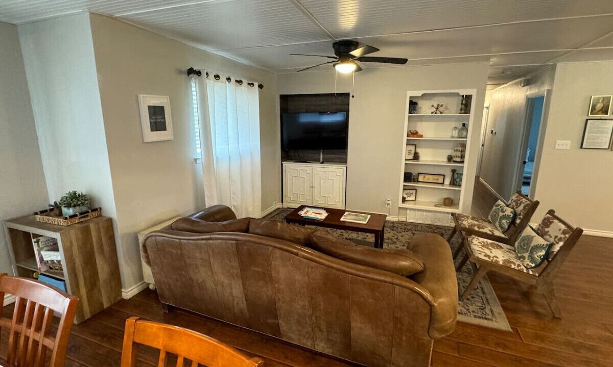 Photo of Livingroom in Arlington