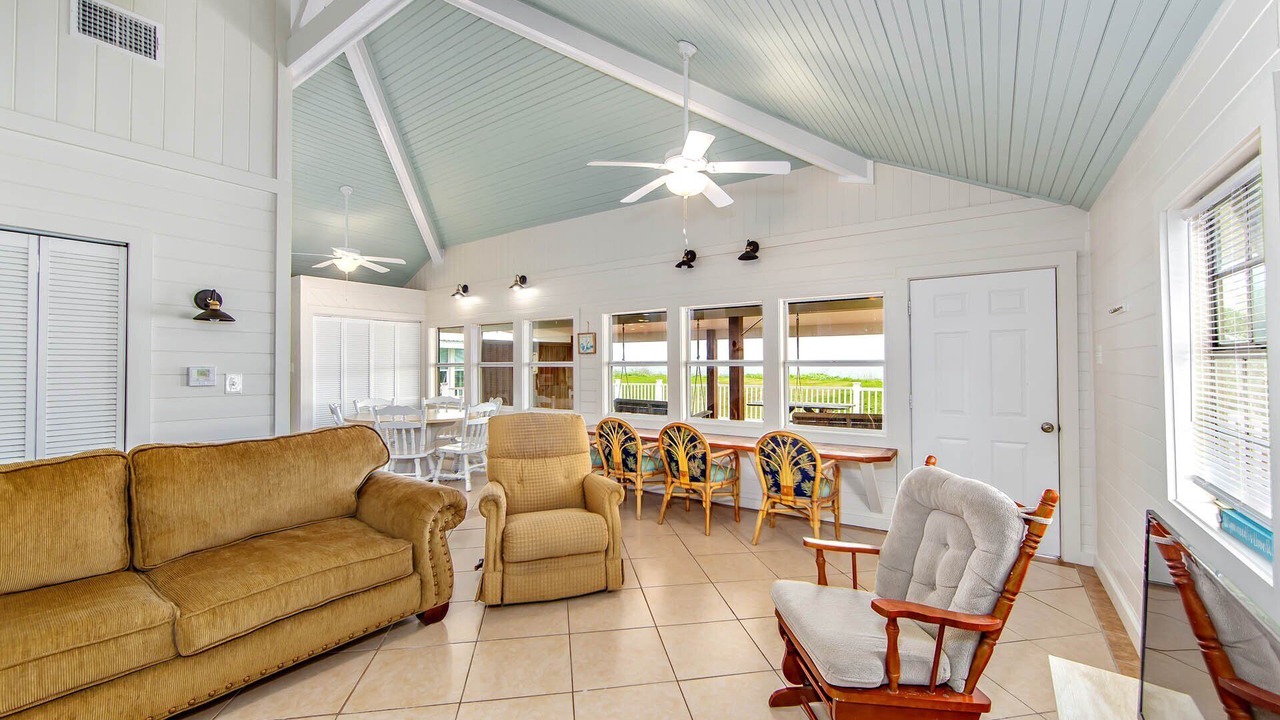 Photo of Livingroom in Grand Isle