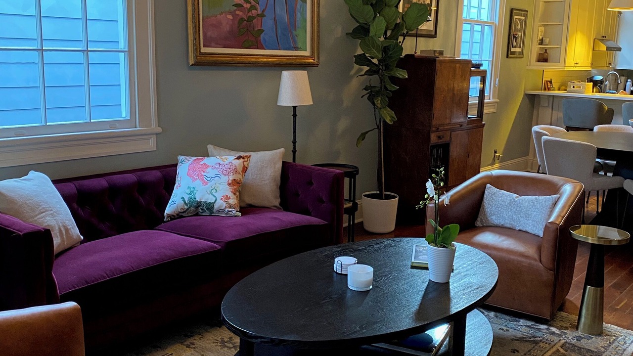 Photo of Livingroom in Lower Garden District