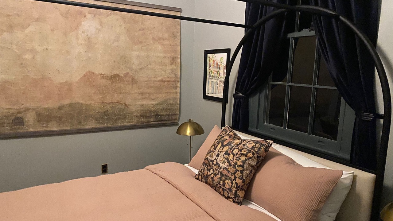 Photo of Bedroom in Lower Garden District