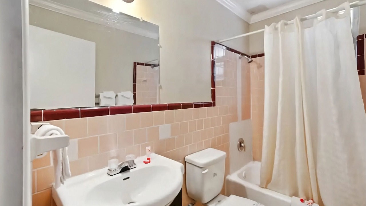 Photo of Bathroom in Beeville