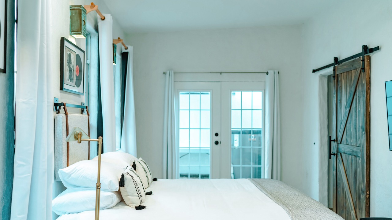 Photo of Bedroom in Dawson