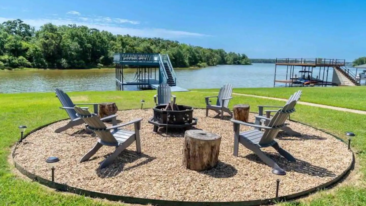 Photo of Outdoor in Log Cabin