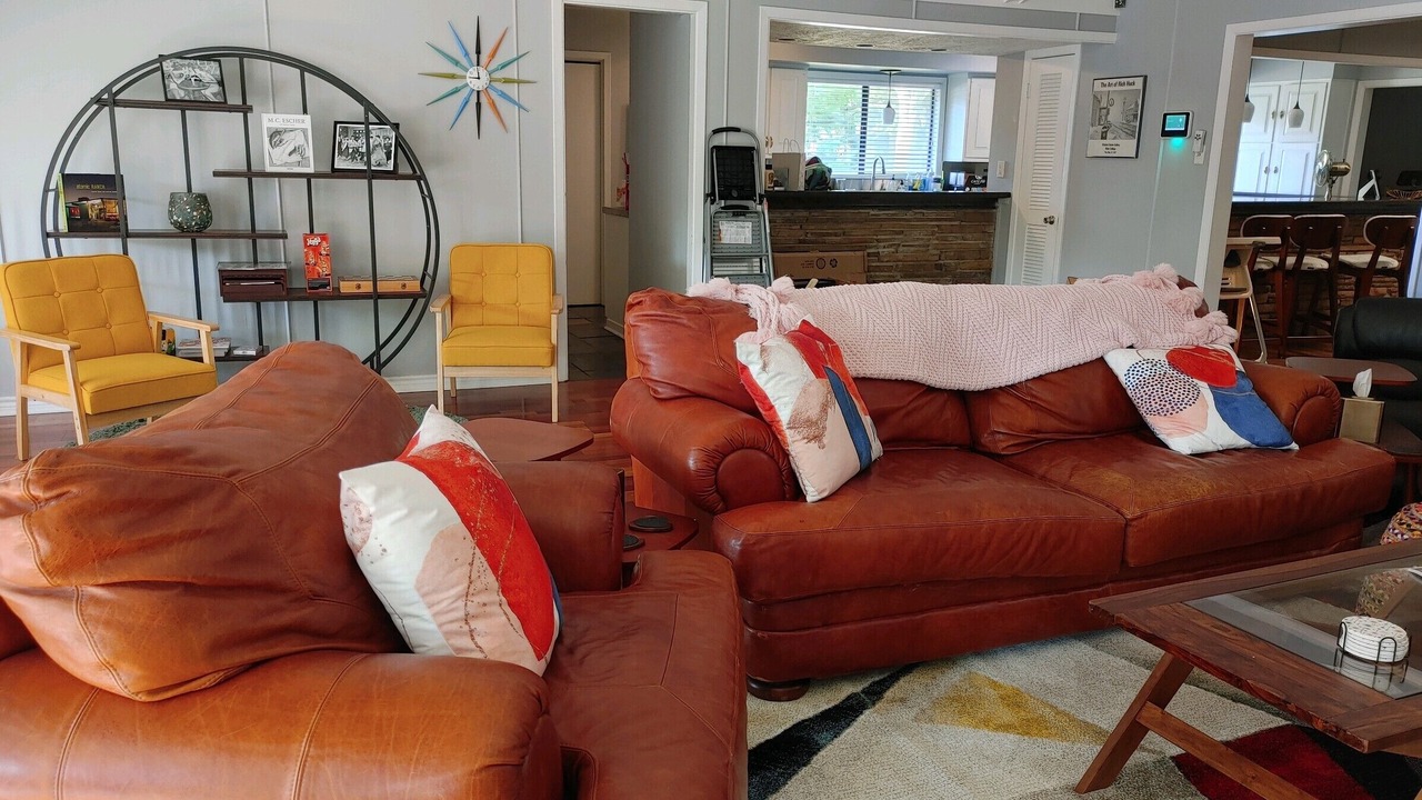Photo of Livingroom in Braeswood Place