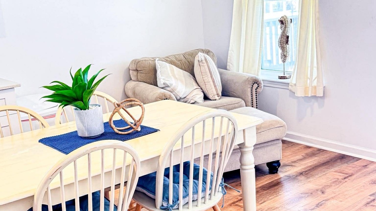 Photo of Livingroom in Grand Isle