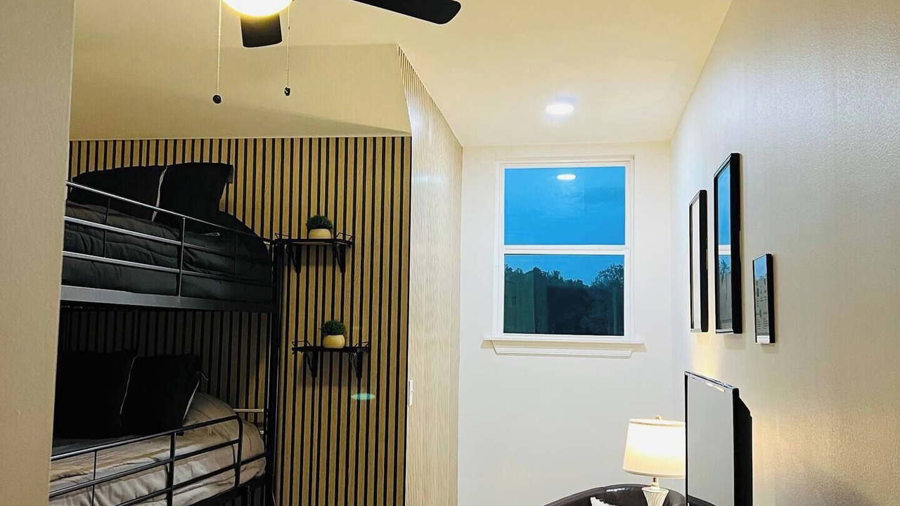 Photo of Bedroom in Shreveport