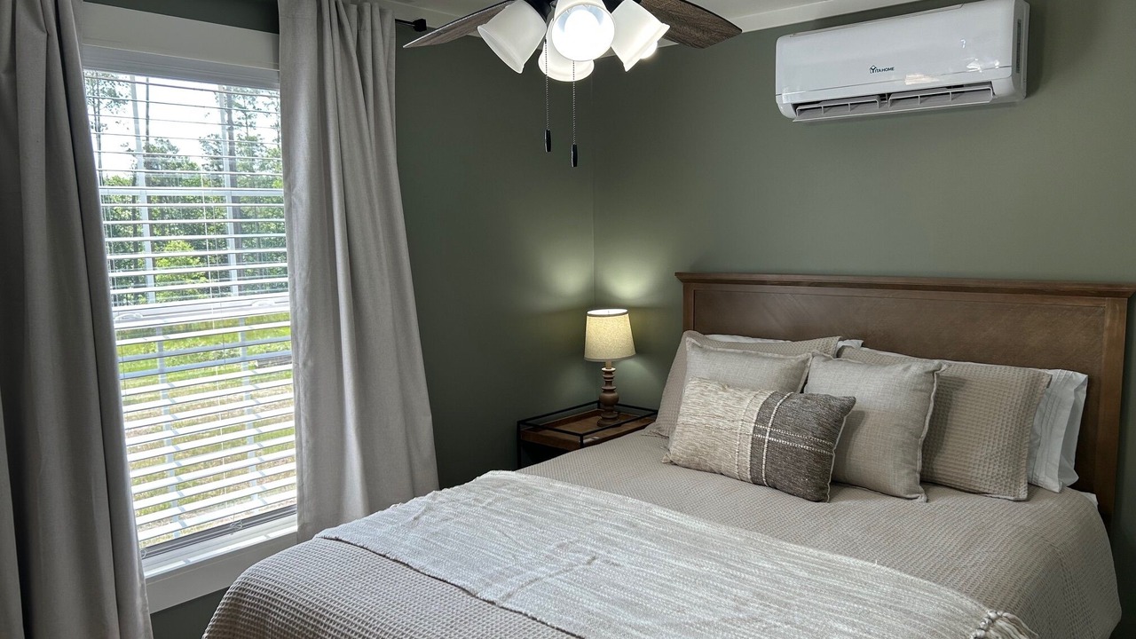 Photo of Bedroom in Leesville