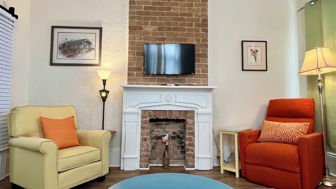 Photo of Livingroom in South 7th Ward