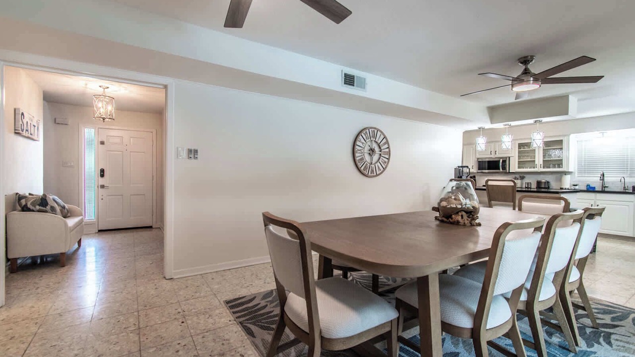Photo of Bedroom in Bay Area
