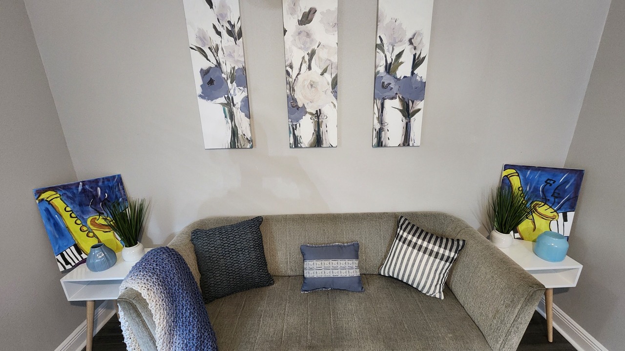 Photo of Livingroom in LaPlace