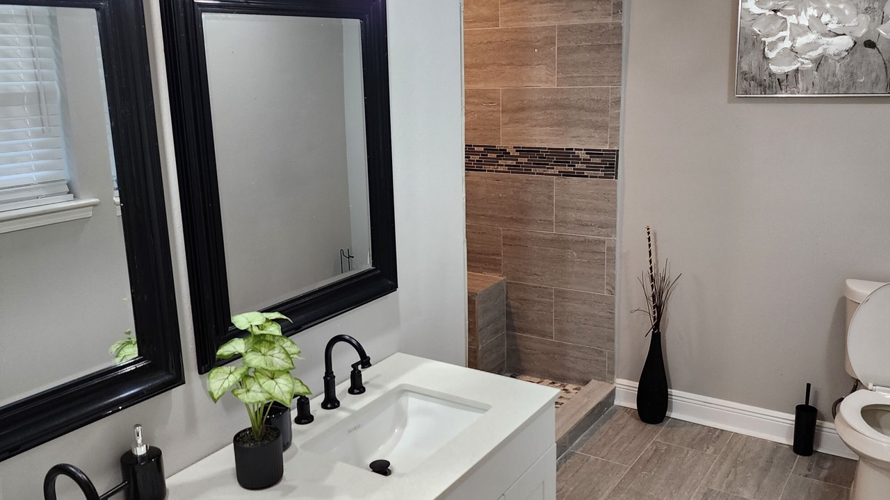 Photo of Bathroom in LaPlace