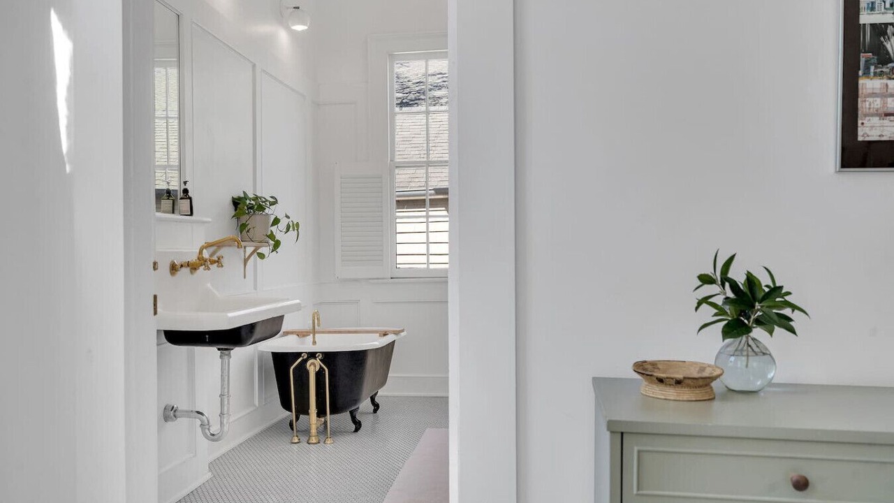 Photo of Bathroom in Lower Garden District