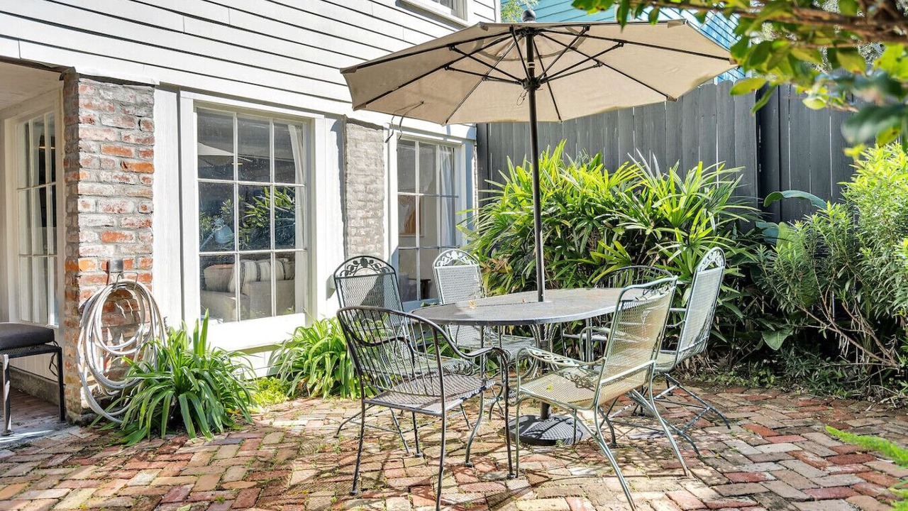 Photo of Outdoor in Lower Garden District