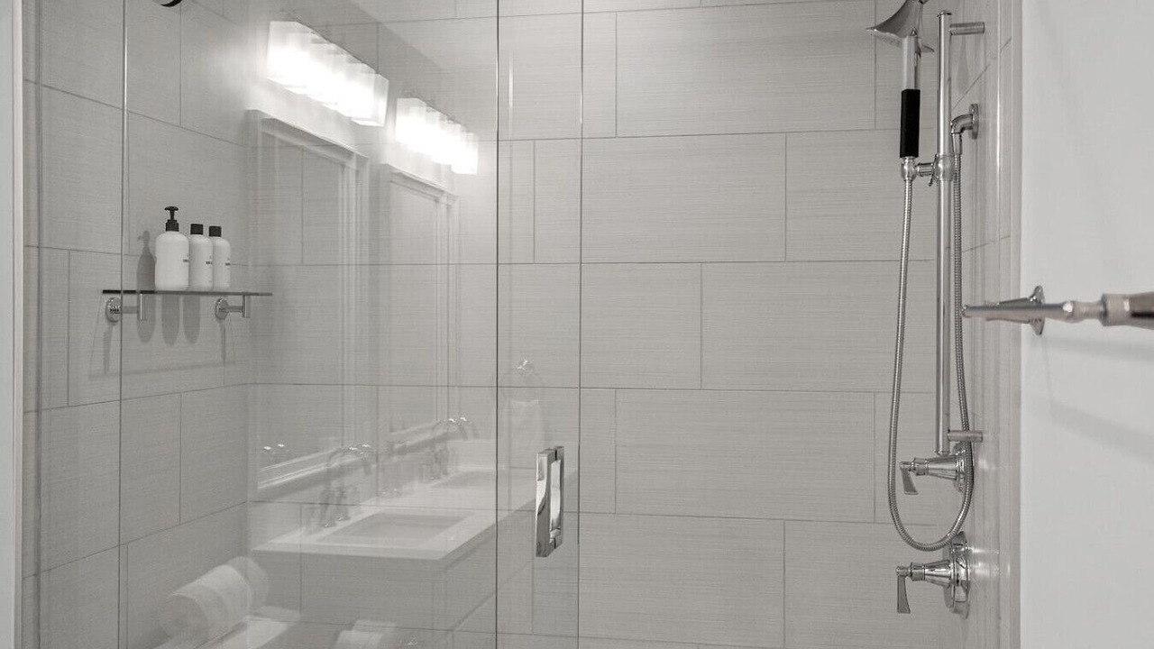 Photo of Bathroom in Central Business District