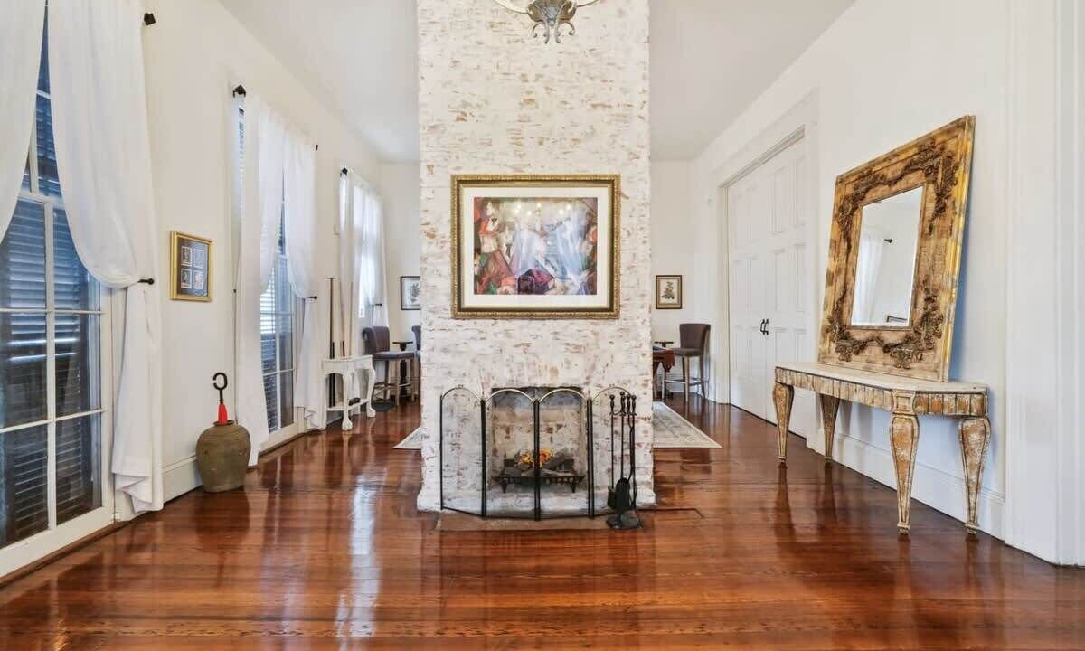 Photo of Bedroom in Lower Garden District