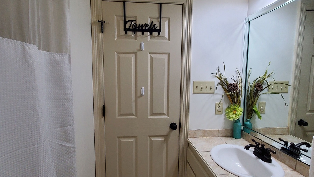 Photo of Bathroom in Carencro