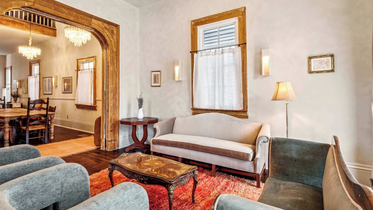 Photo of Livingroom in Faubourg Lafayette