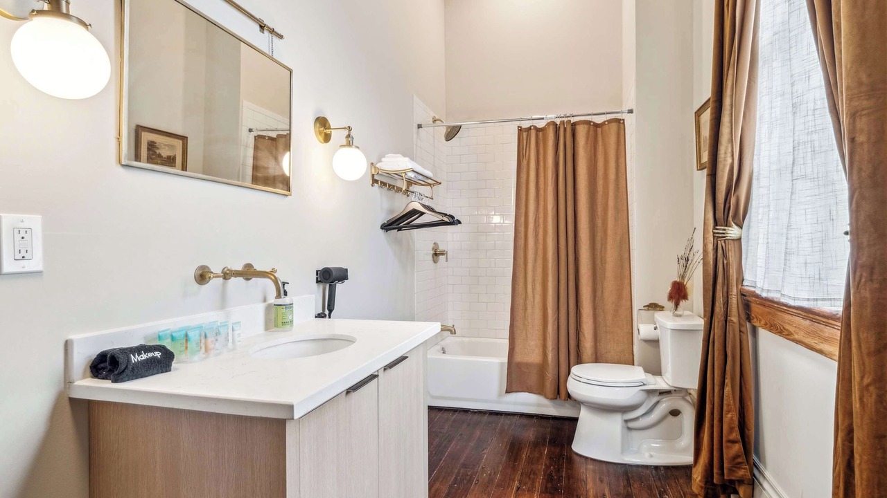 Photo of Bathroom in Faubourg Lafayette