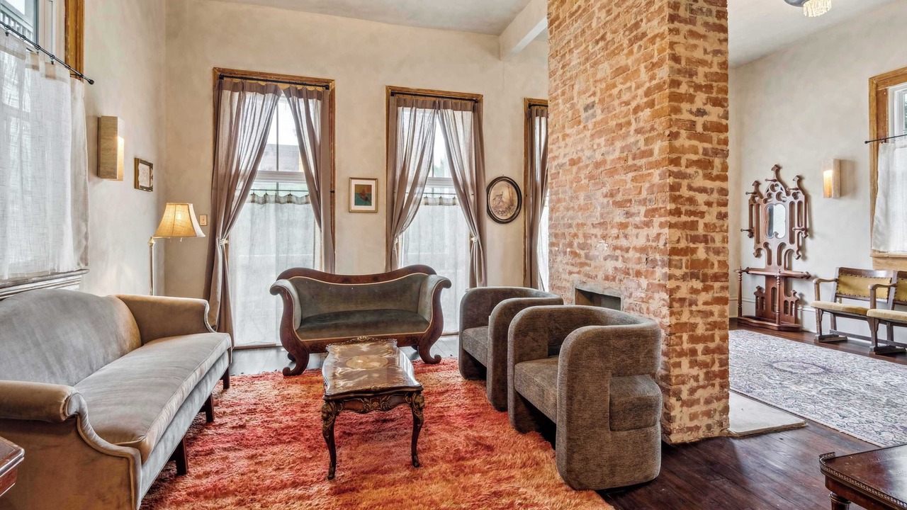 Photo of Livingroom in Faubourg Lafayette