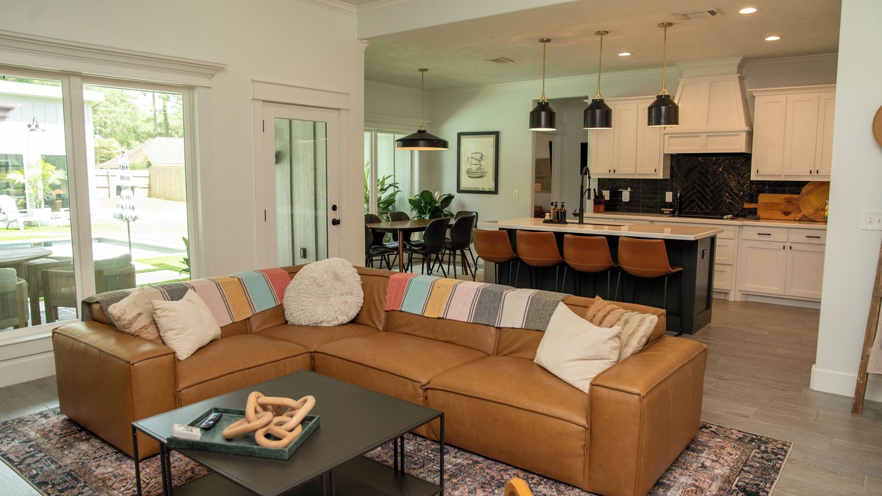 Photo of Livingroom in Silsbee