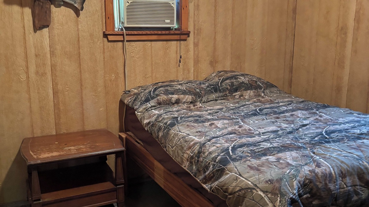 Photo of Bedroom in Lettsworth