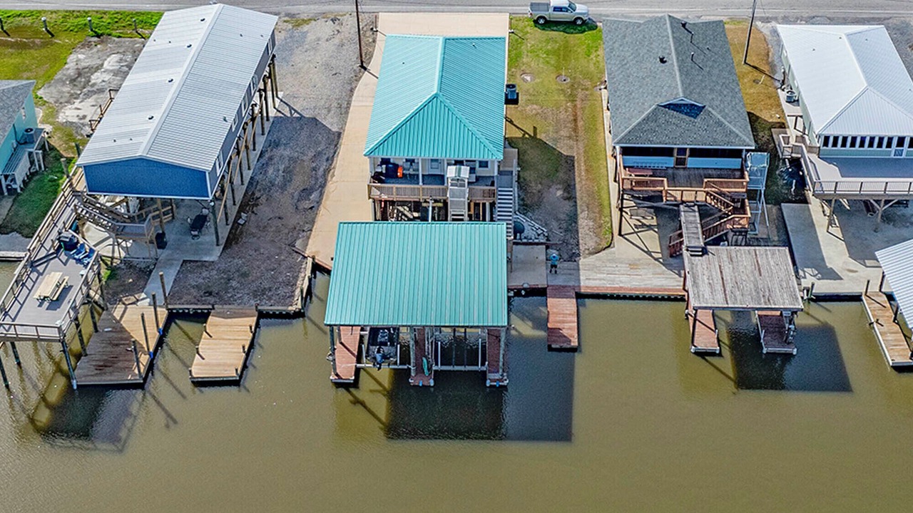 Photo of Outdoor in Chauvin