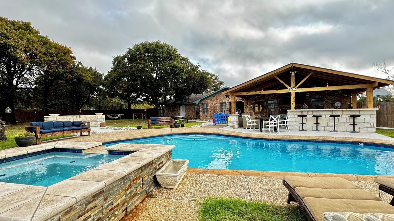 Photo of Outdoor in Cleburne