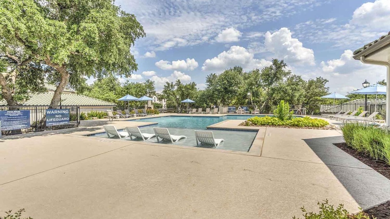 Photo of Outdoor in Falconhead