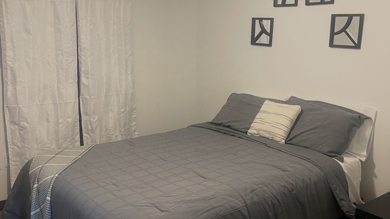 Photo of Bedroom in Marrero