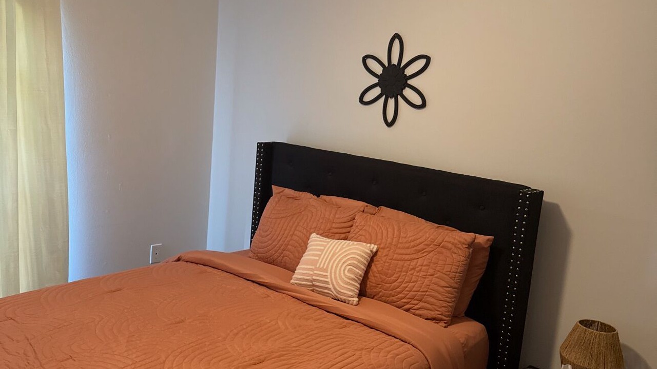 Photo of Bedroom in Marrero