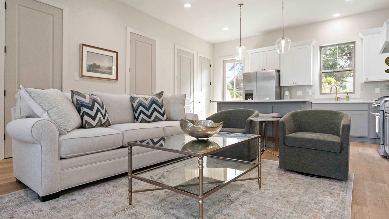 Photo of Livingroom in Lafayette