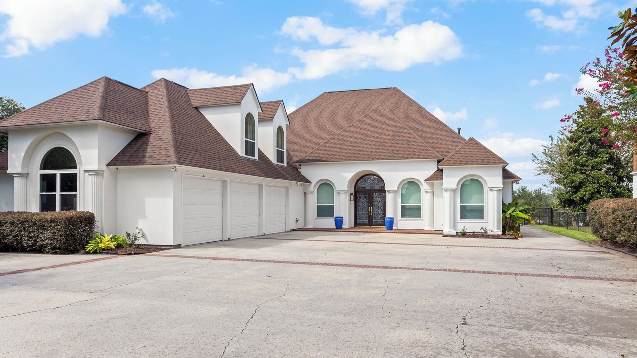 Photo of Outdoor in Oscar