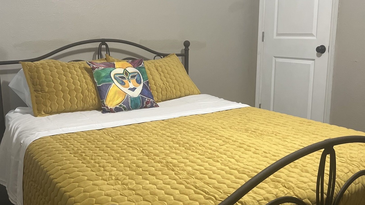 Photo of Bedroom in Old Aurora