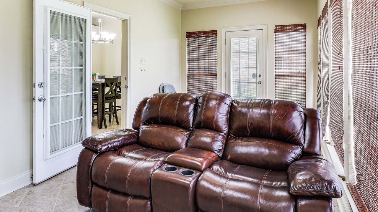 Photo of Livingroom in Zachary
