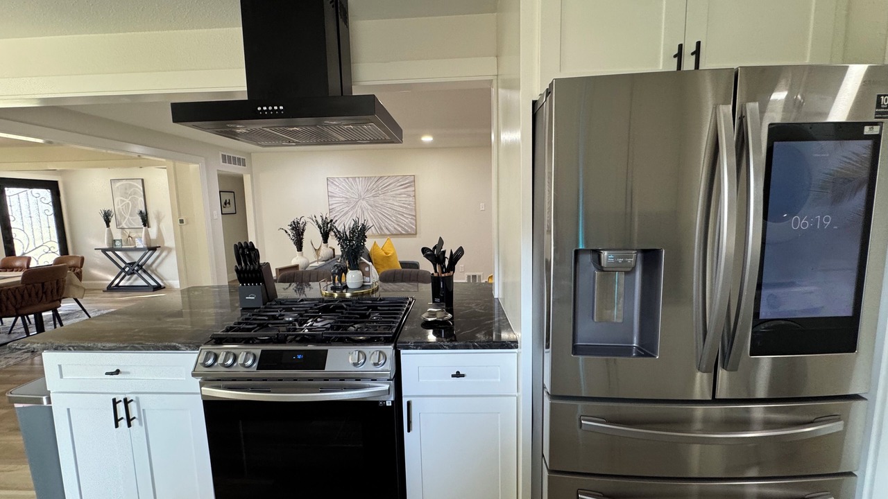Photo of Kitchen in Buckner Terrace - Everglade Park