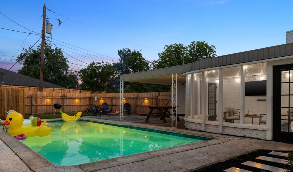 Photo of Outdoor in Buckner Terrace - Everglade Park