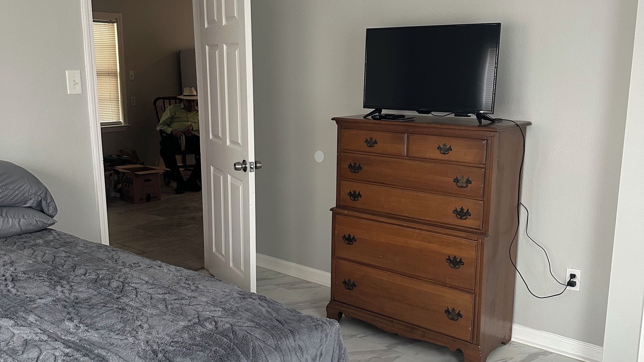 Photo of Bedroom in Jean Lafitte