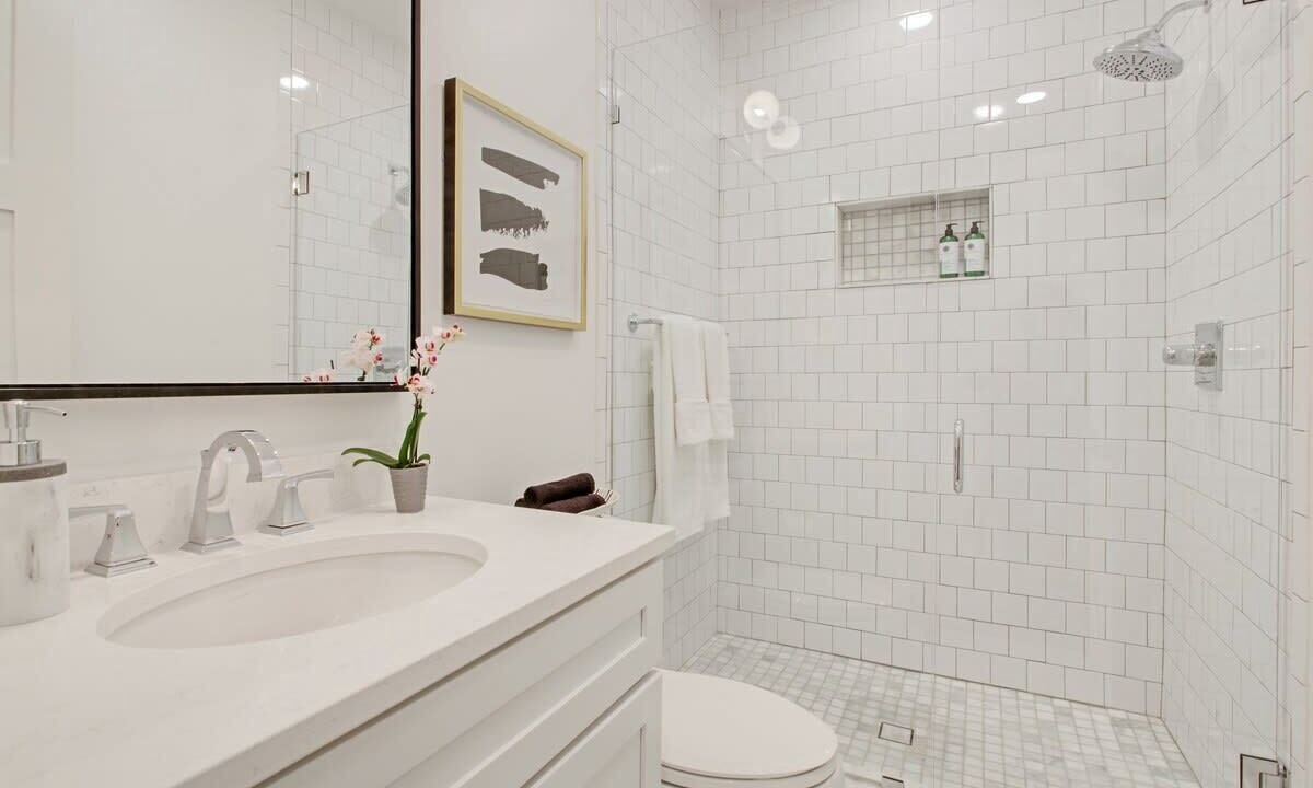 Photo of Bathroom in Central Business District