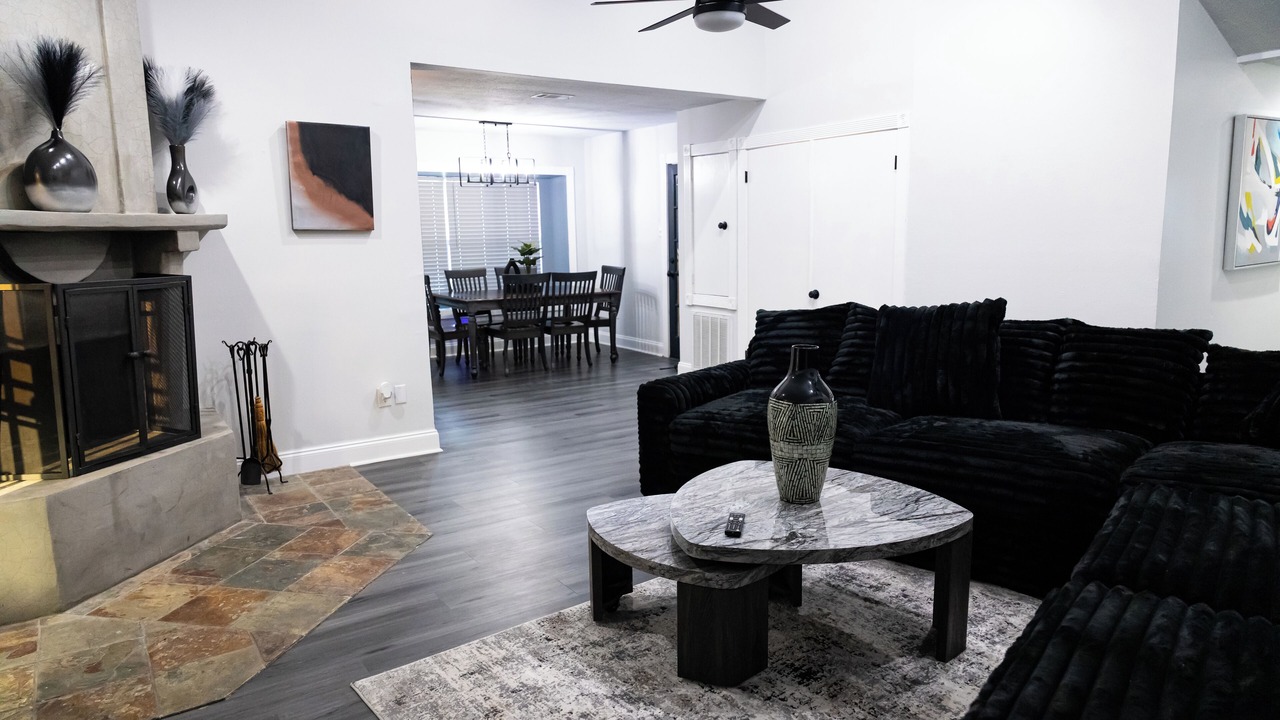 Photo of Livingroom in Harvey