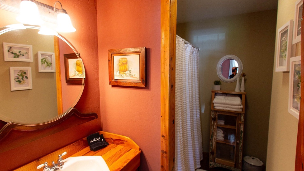 Photo of Bathroom in Breaux Bridge