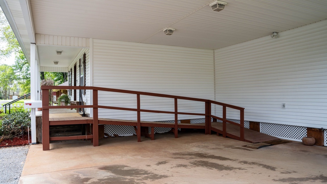 Photo of Outdoor in Breaux Bridge