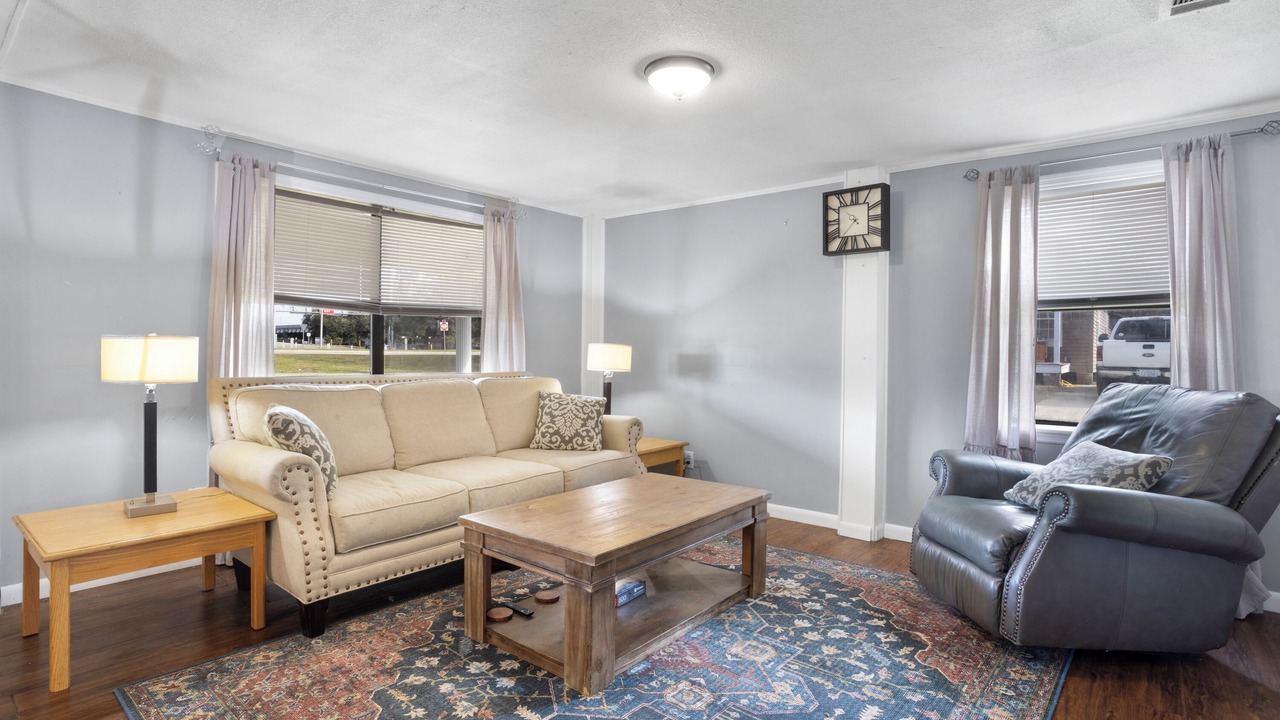Photo of Livingroom in Biloxi